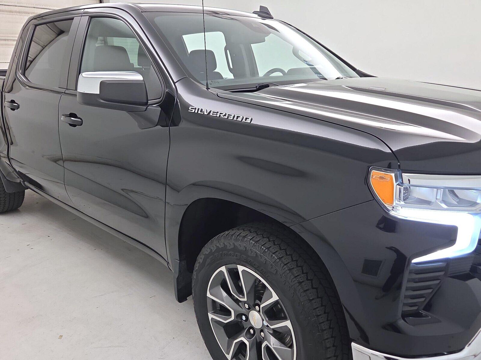 2023 CHEVROLET Silverado