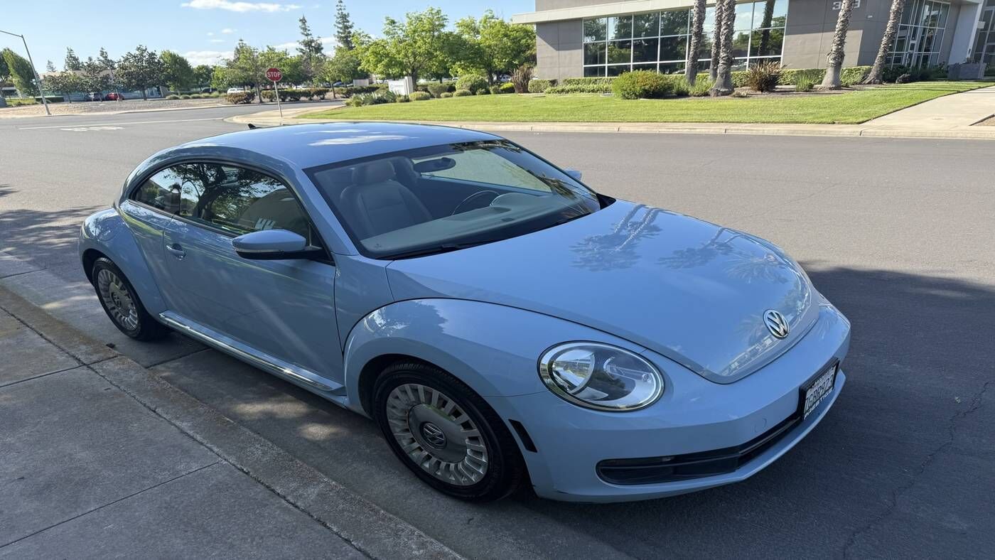 2014 VOLKSWAGEN Beetle