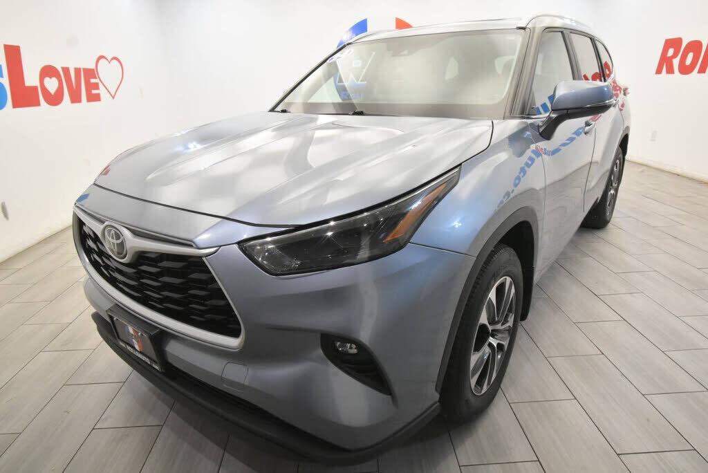 2024 TOYOTA Highlander