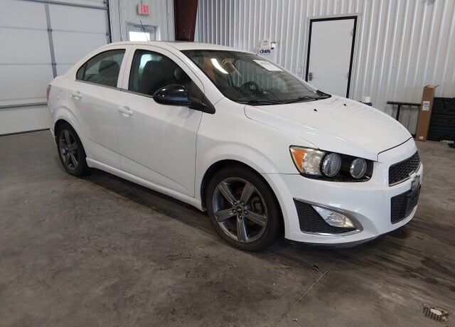 2015 CHEVROLET Sonic