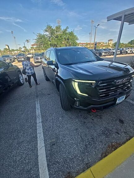 2024 GMC Acadia