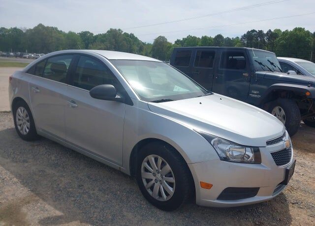 2011 CHEVROLET Cruze