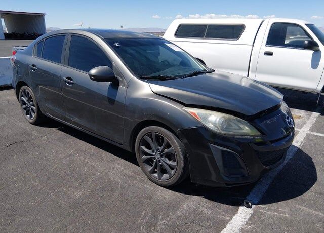 2011 MAZDA Mazda3