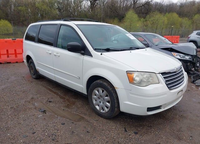 2010 CHRYSLER Town and Country