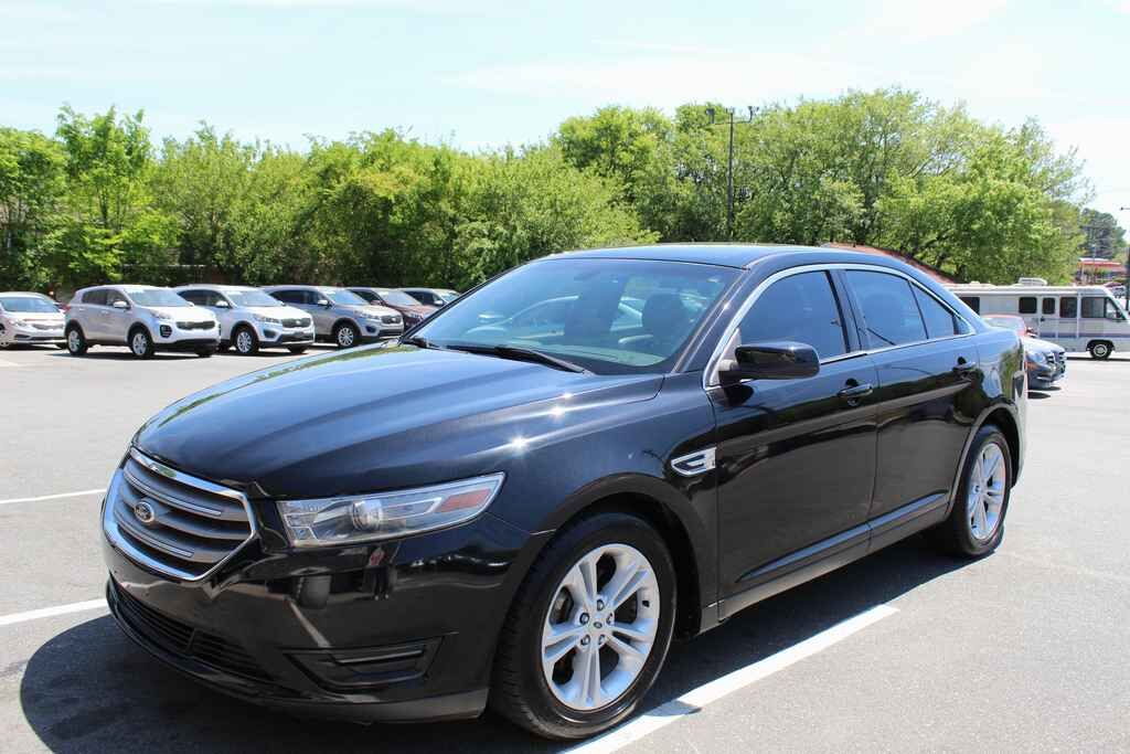 2013 FORD Taurus