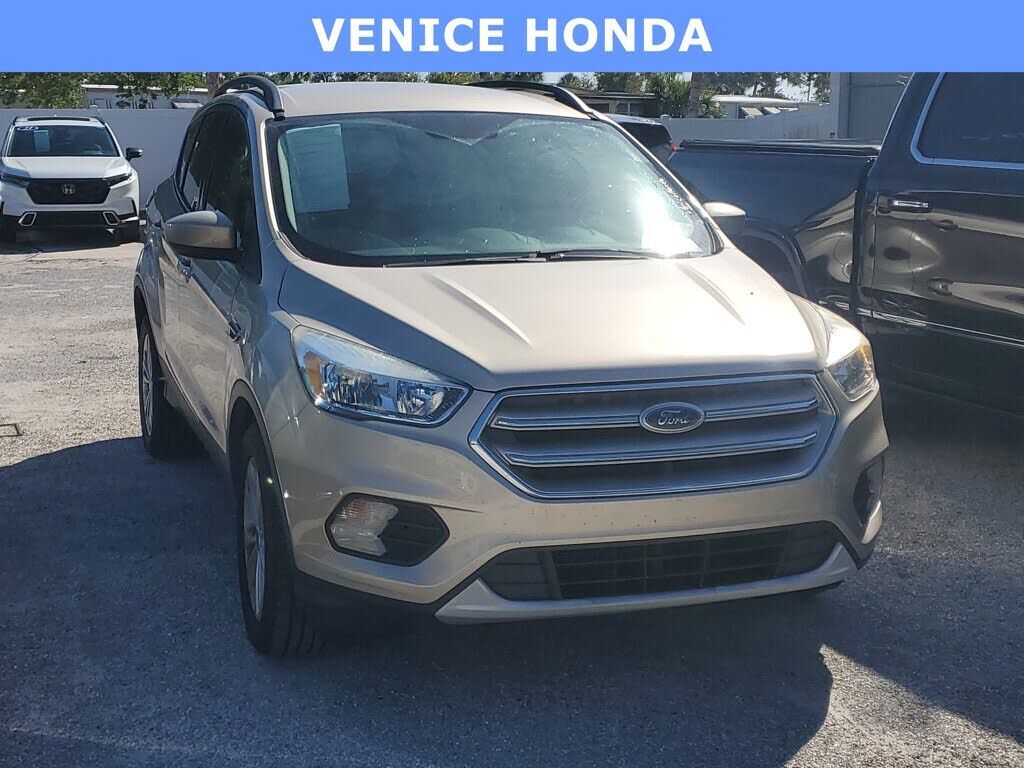 2018 FORD Escape