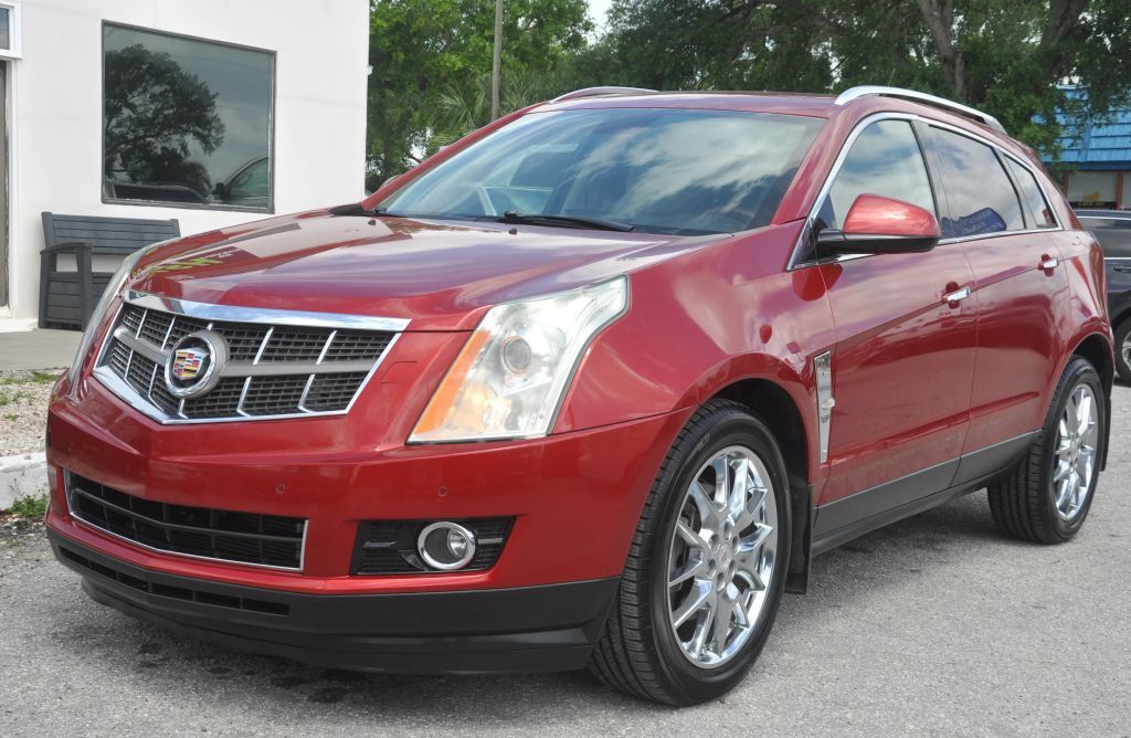 2010 CADILLAC SRX