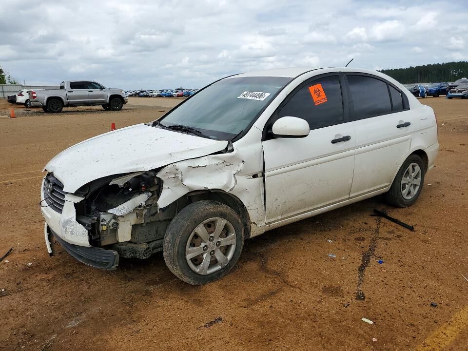 2010 HYUNDAI Accent