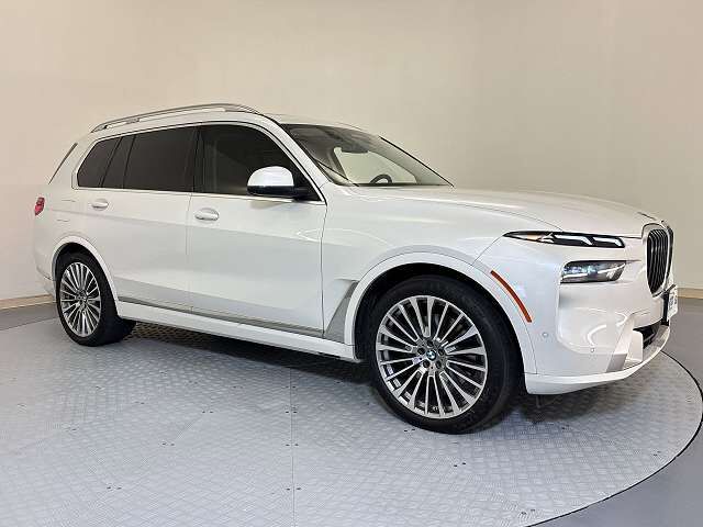 2024 BMW X7