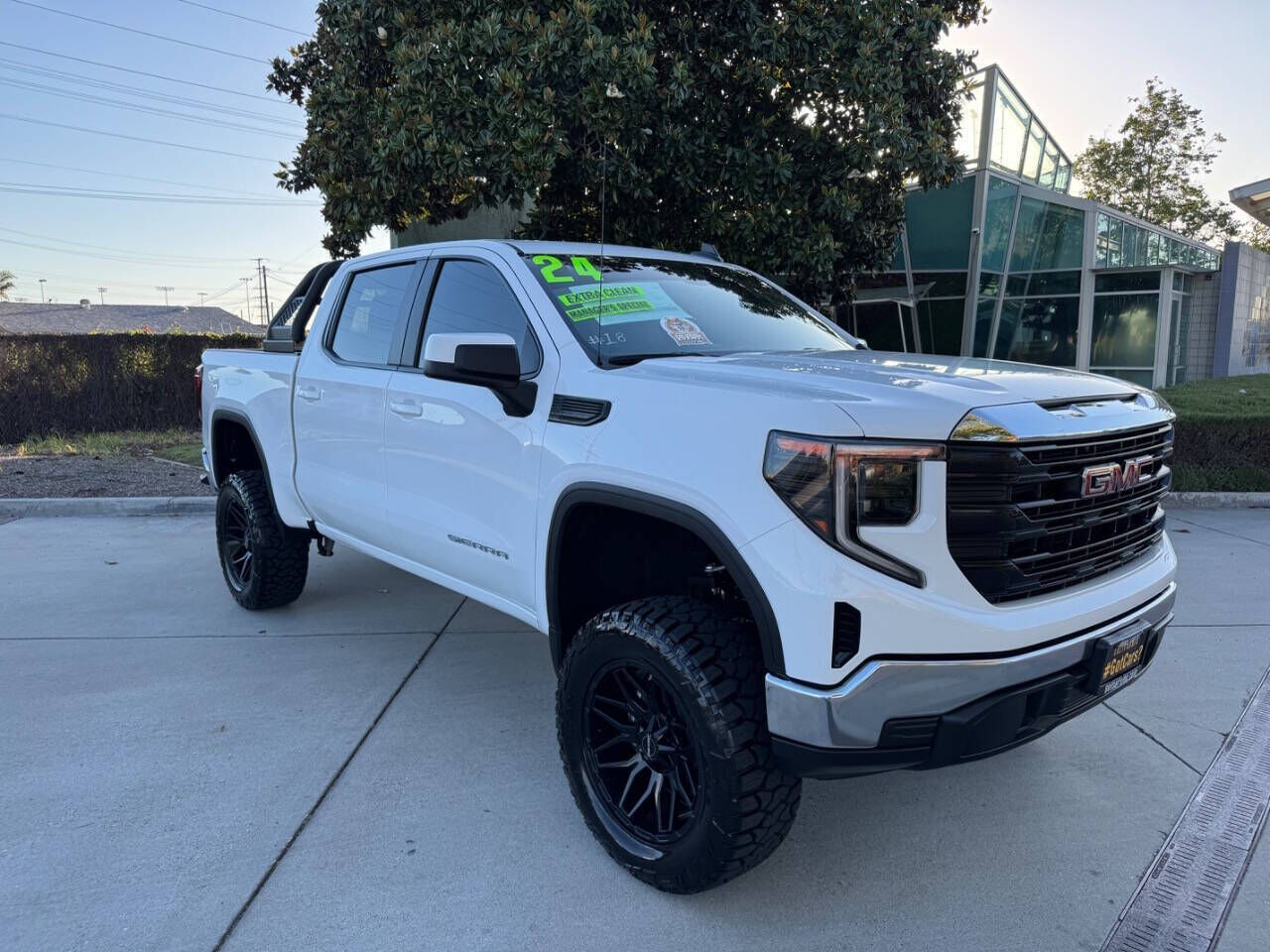 2024 GMC Sierra
