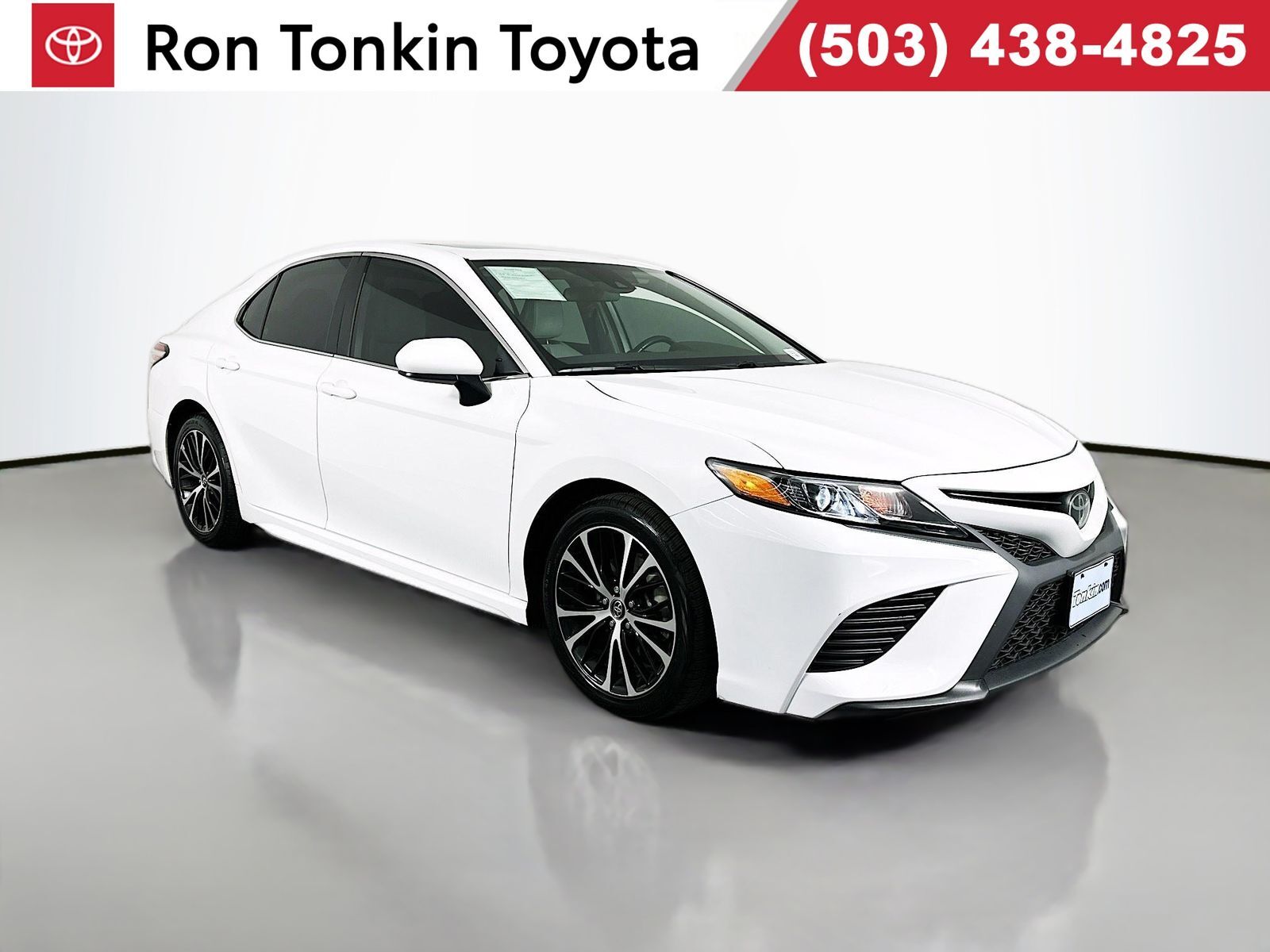 2020 TOYOTA Camry