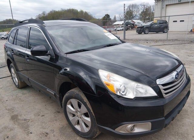 2012 SUBARU Outback