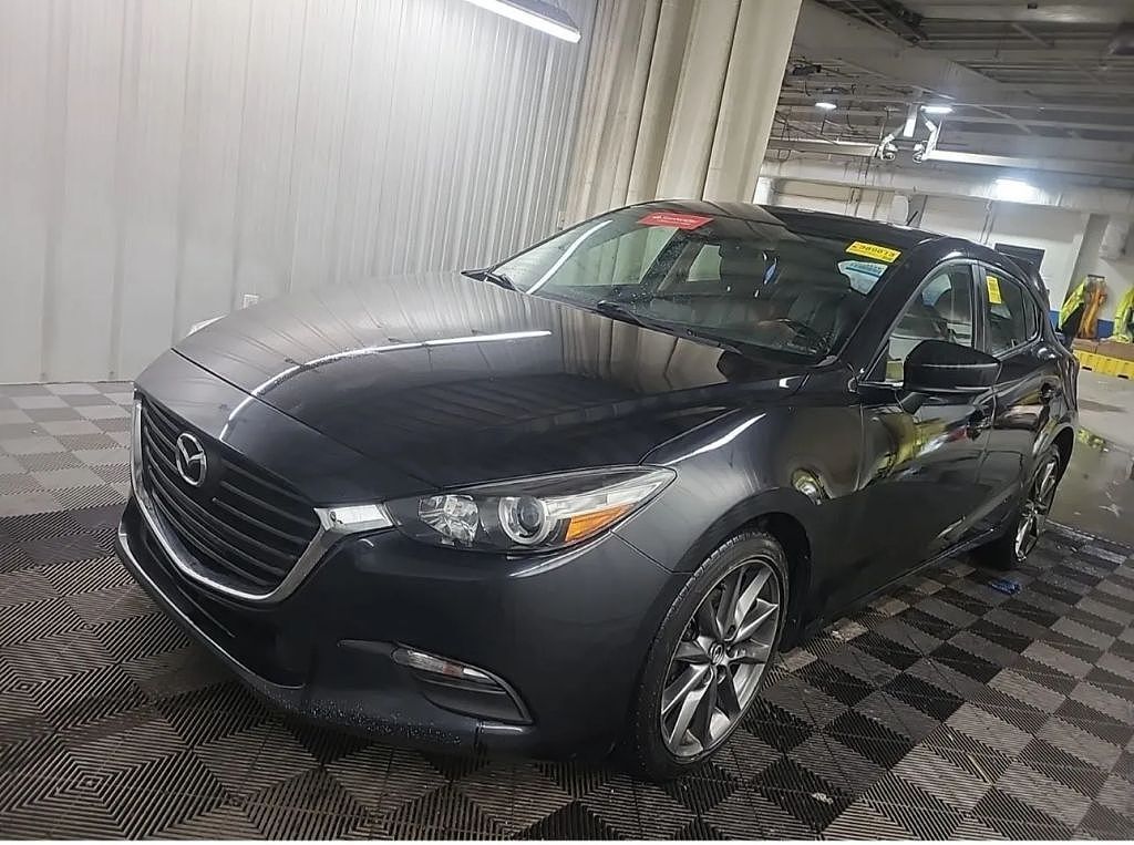 2018 MAZDA Mazda3