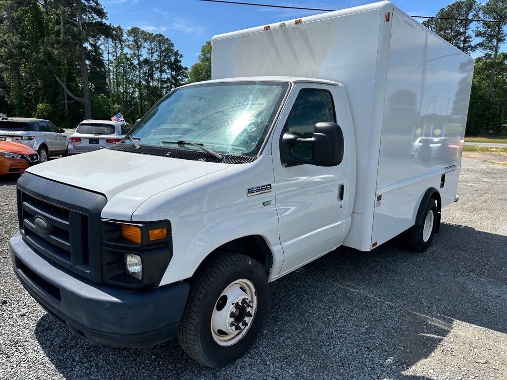 2015 FORD E-350