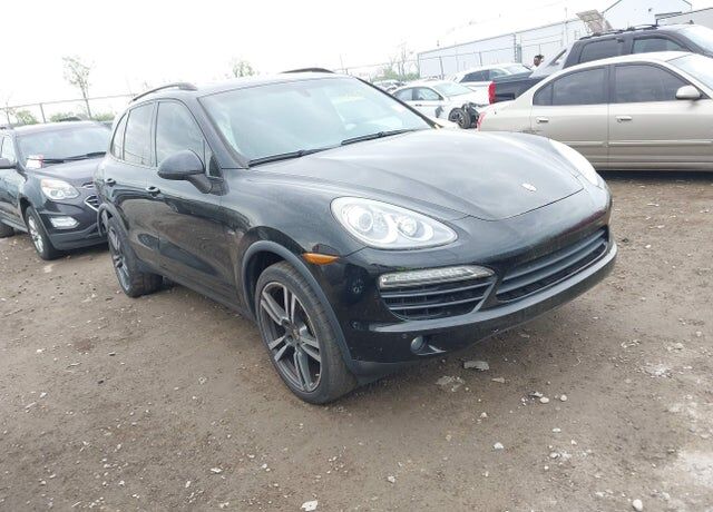 2013 PORSCHE Cayenne