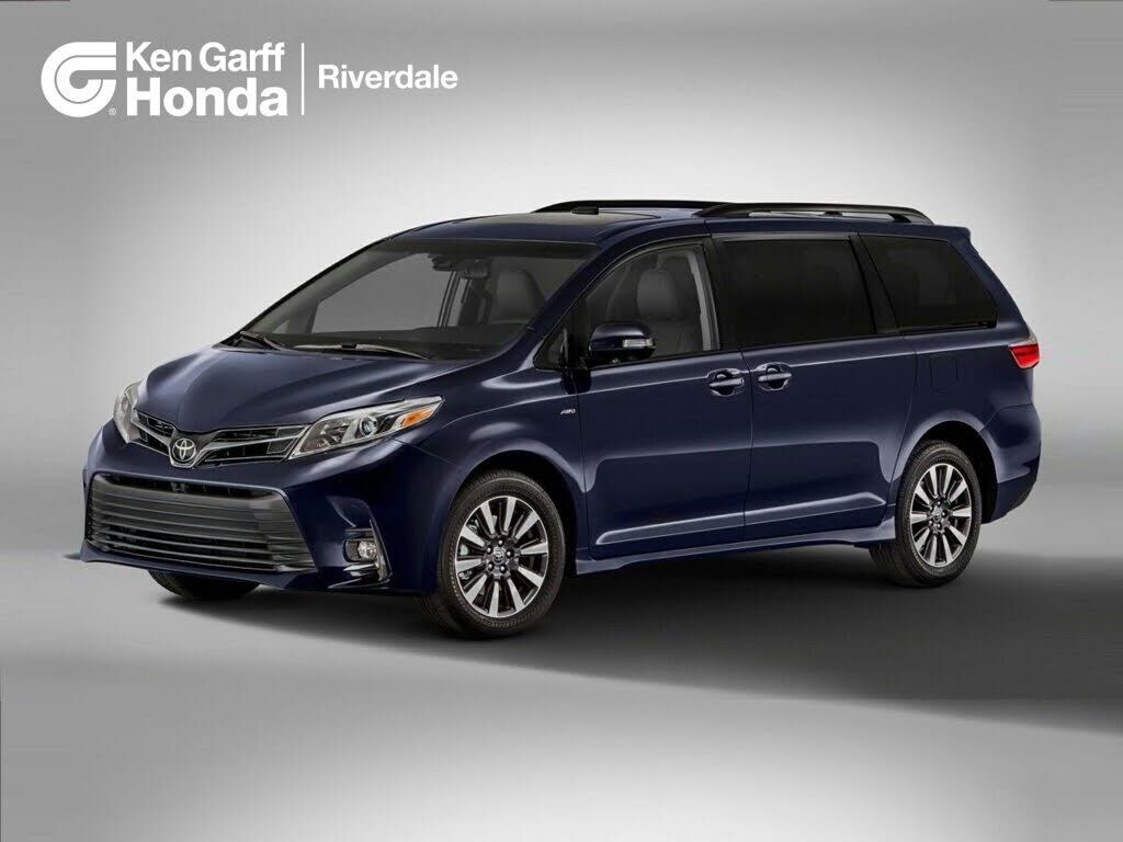 2020 TOYOTA Sienna