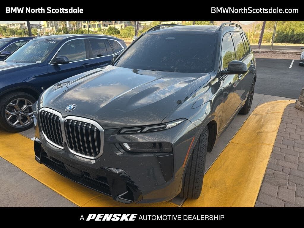 2023 BMW X7