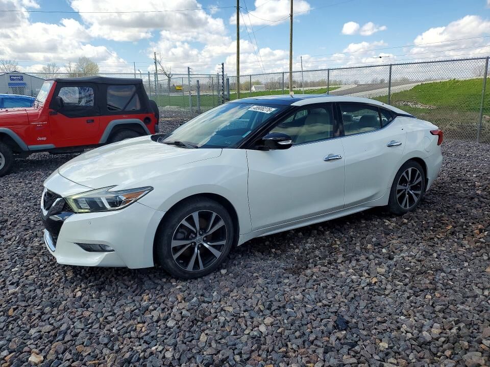 2017 NISSAN Maxima