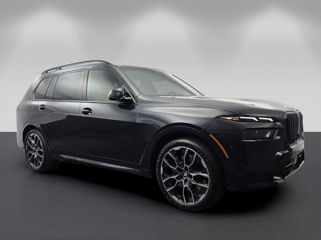 2025 BMW X7