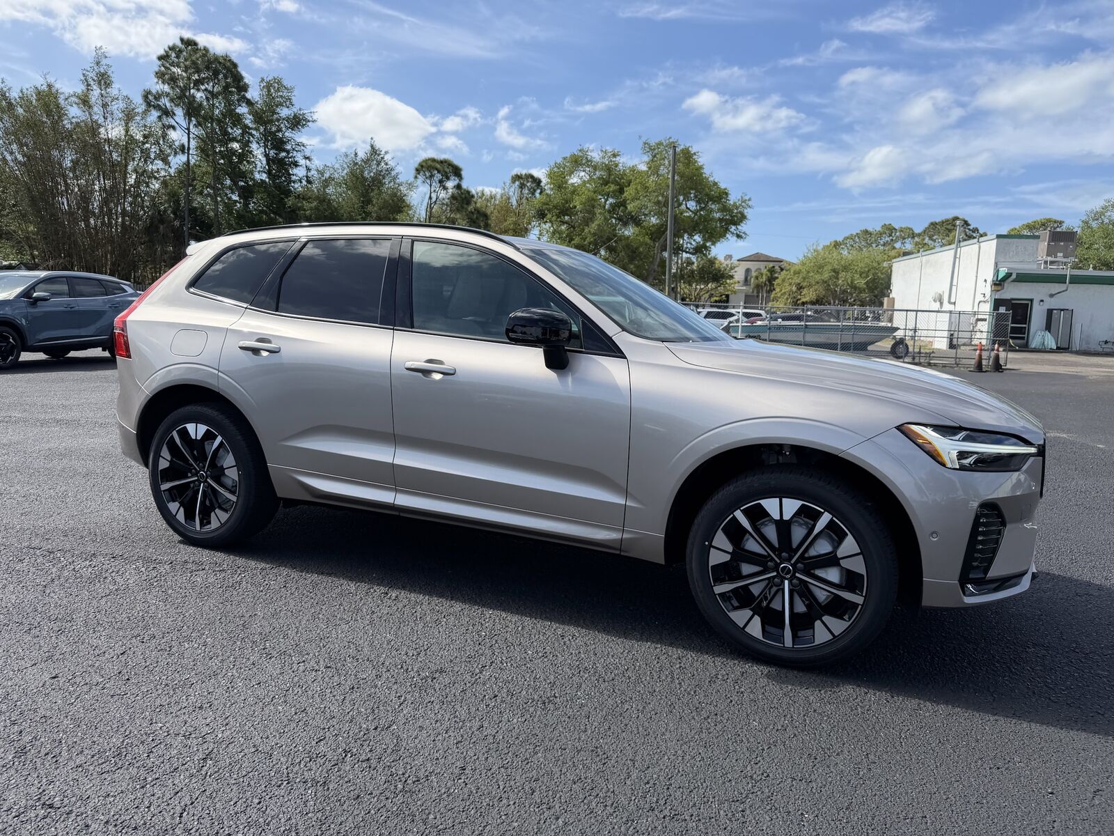 2026 VOLVO XC60