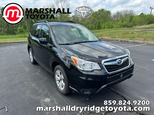 2015 SUBARU Forester