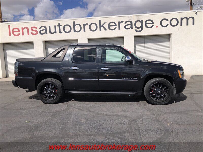 2010 CHEVROLET Avalanche