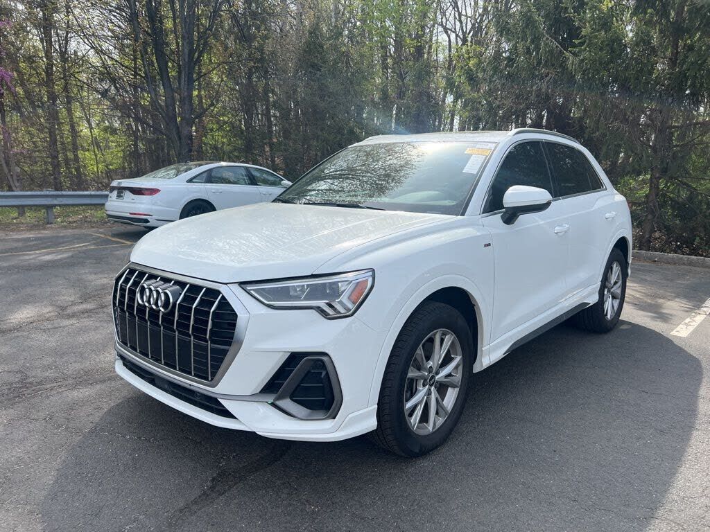 2021 AUDI Q3