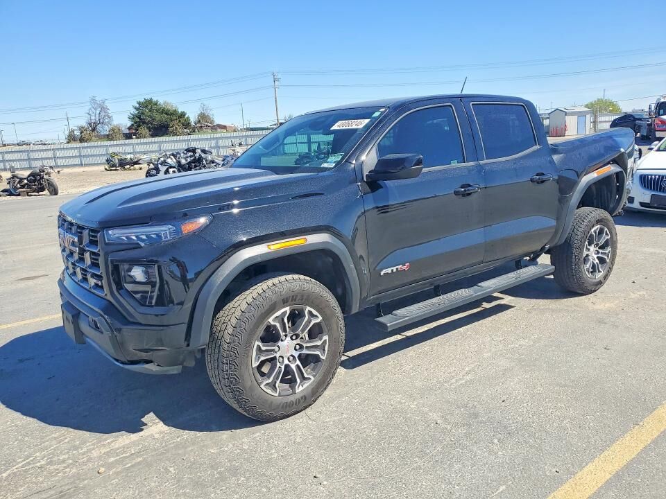 2024 GMC Canyon