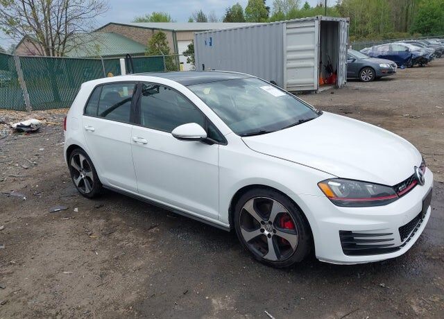 2017 VOLKSWAGEN Golf GTI