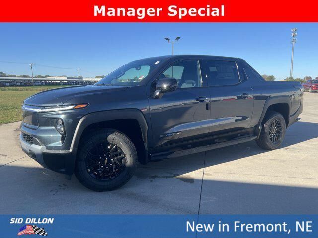 2026 CHEVROLET Silverado EV