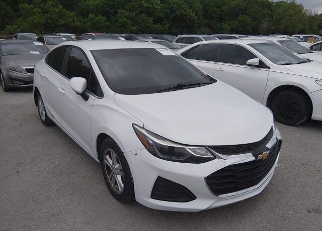 2019 CHEVROLET Cruze