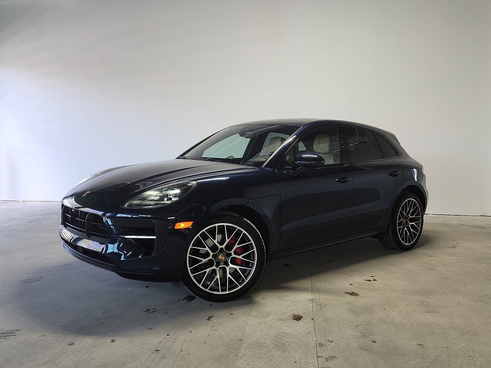 2021 PORSCHE Macan