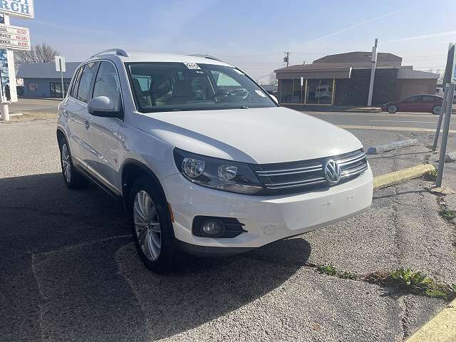 2013 VOLKSWAGEN Tiguan