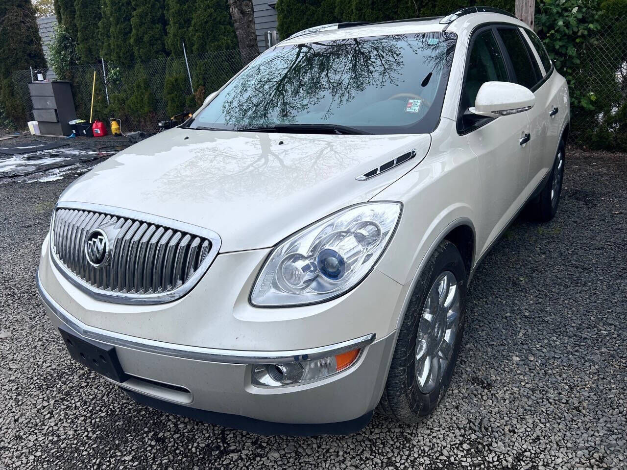 2011 BUICK Enclave
