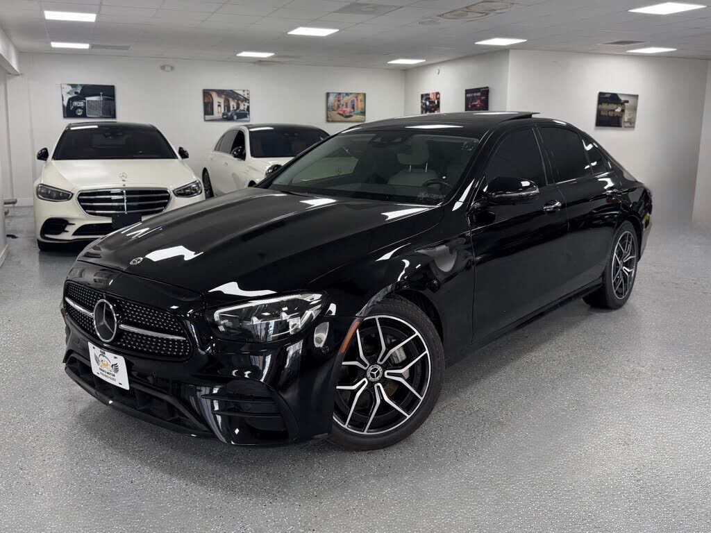 2022 MERCEDES-BENZ E-Class