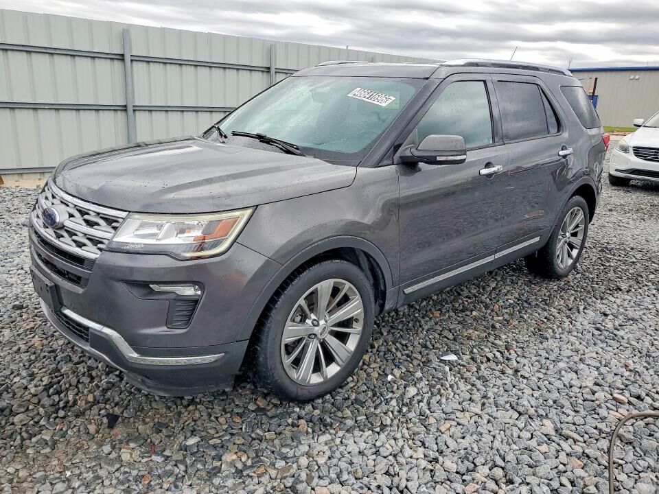 2018 FORD Explorer
