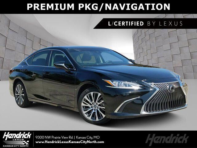 2019 LEXUS ES