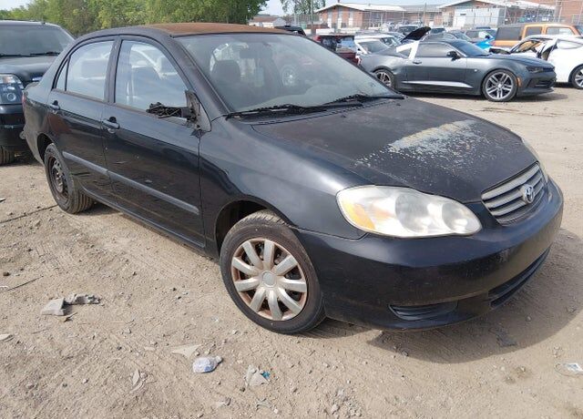 2004 TOYOTA Corolla