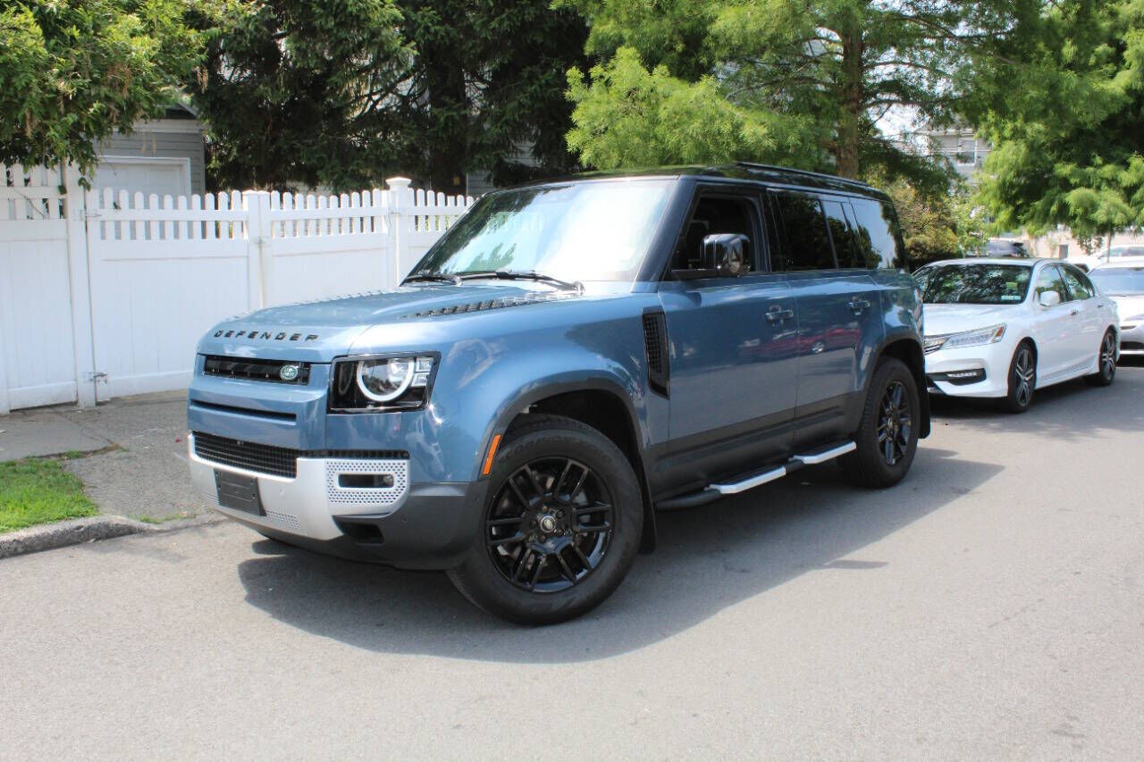 2023 LAND ROVER Defender