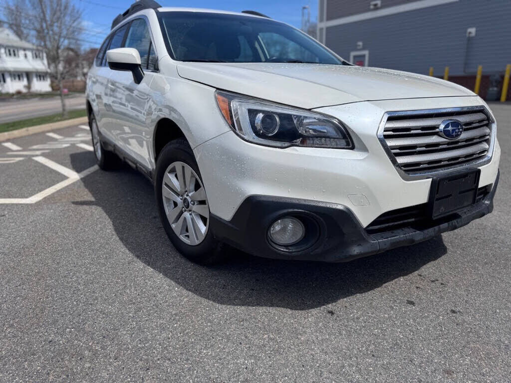 2017 SUBARU Outback