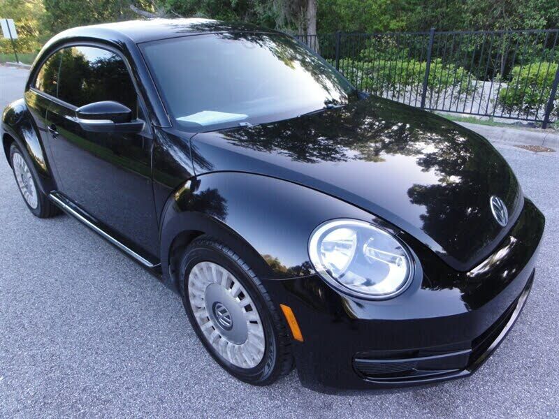 2016 VOLKSWAGEN Beetle