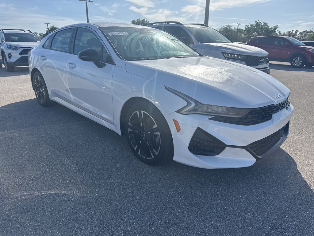 2022 KIA K5