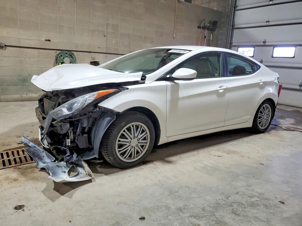 2013 HYUNDAI Elantra