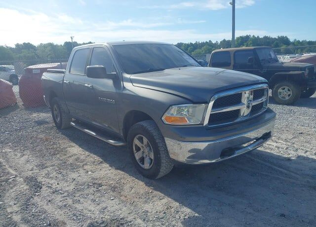 2012 DODGE Ram