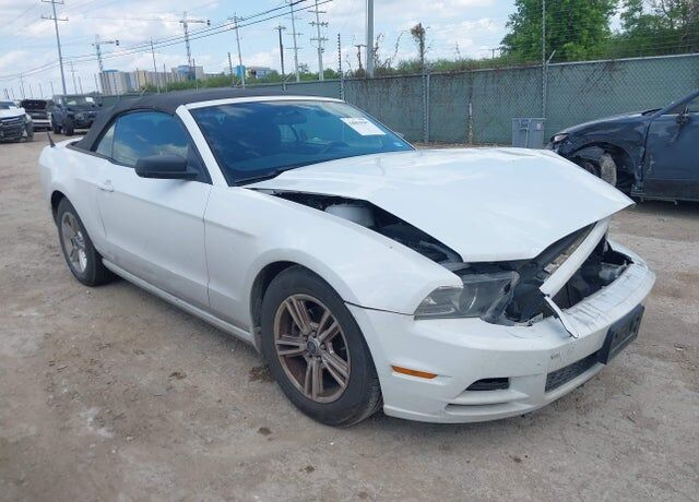 2014 FORD Mustang