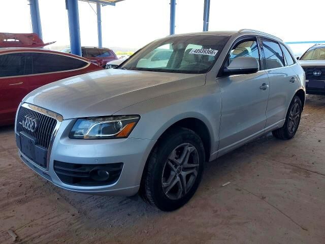 2011 AUDI Q5
