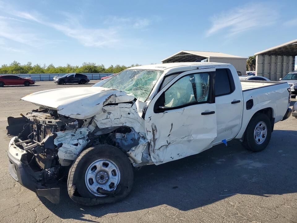 2022 NISSAN Frontier