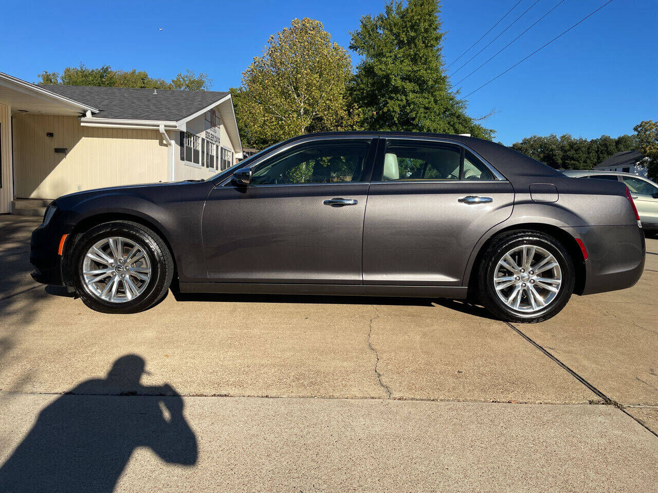 2016 CHRYSLER 300