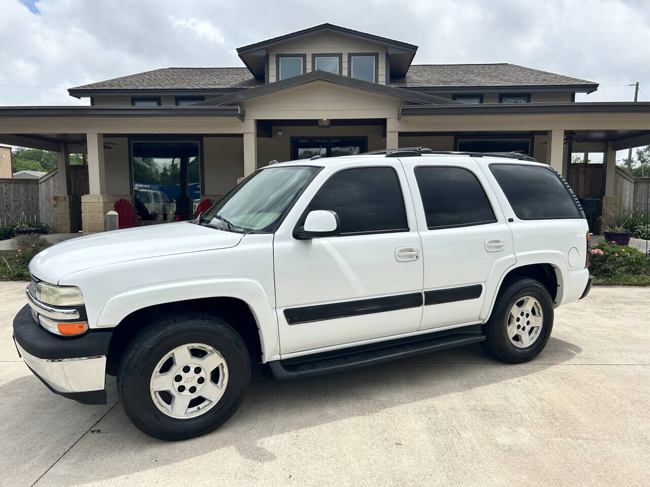 2004 CHEVROLET Tahoe