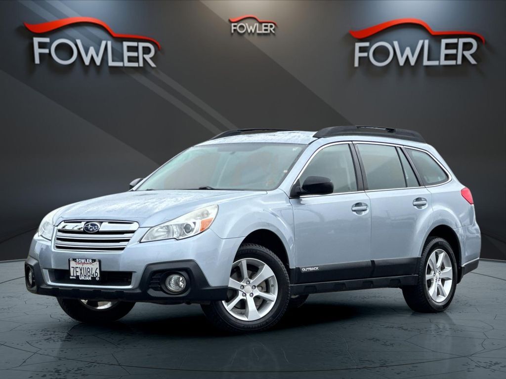 2014 SUBARU Outback